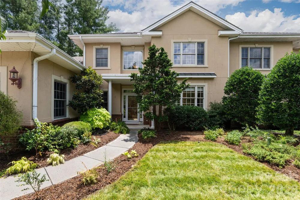 23 Boddington Court Asheville, NC 28803
