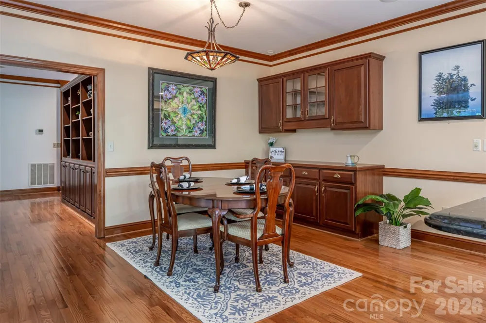 23 Boddington Court Asheville, NC 28803