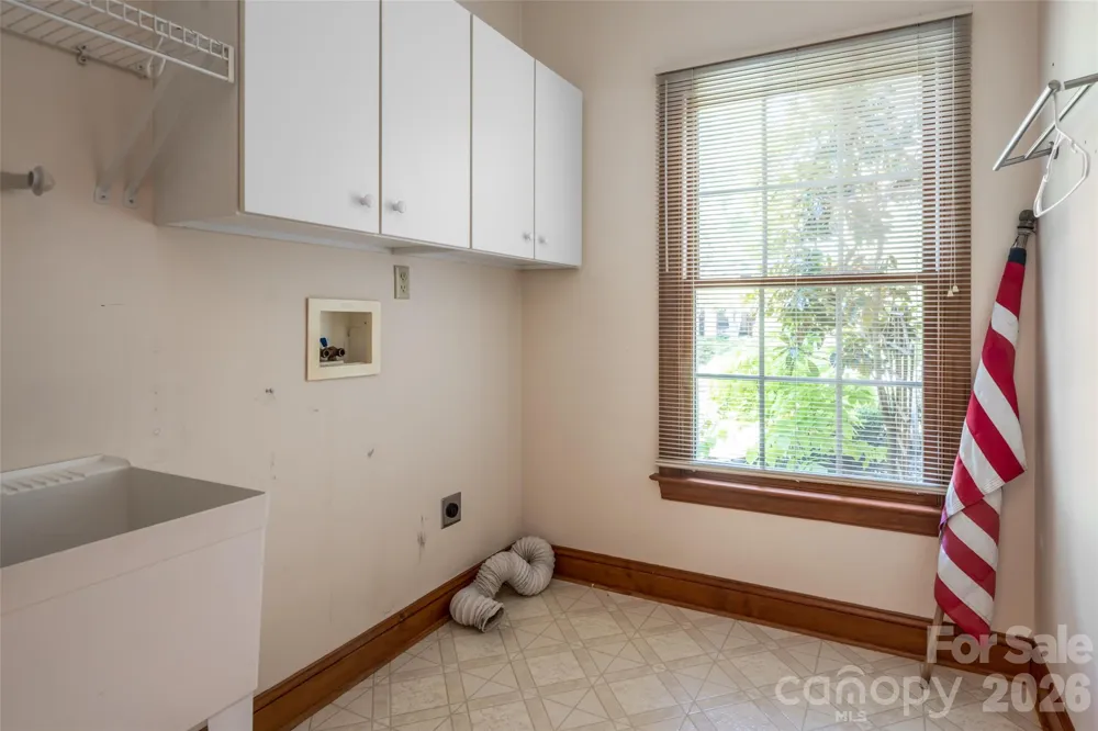 23 Boddington Court Asheville, NC 28803
