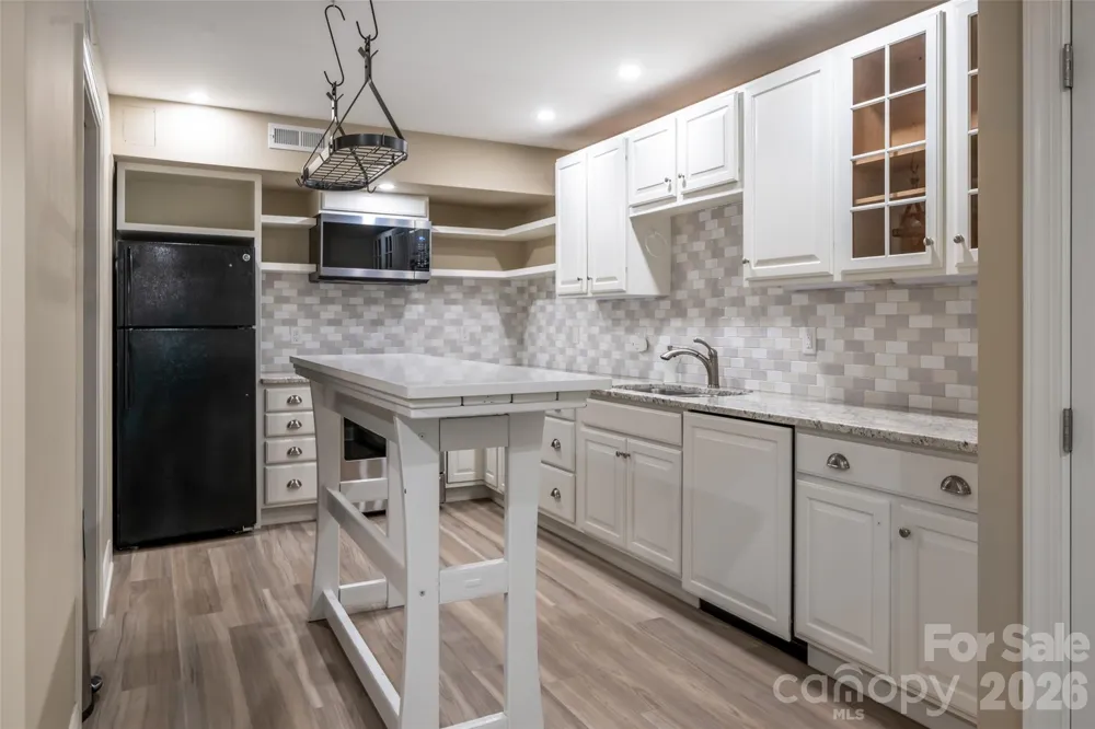 23 Boddington Court Asheville, NC 28803