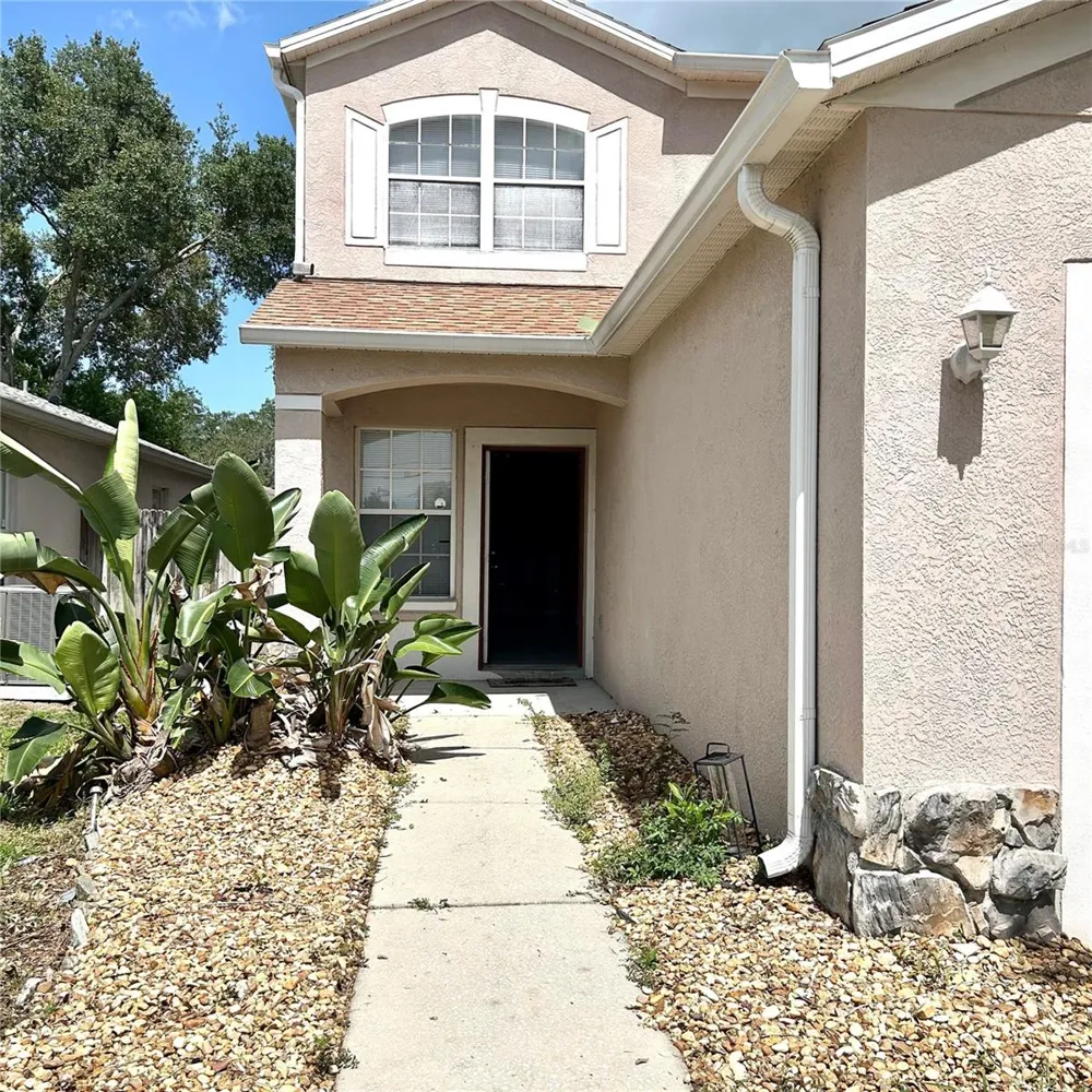 504 MAPLE POINTE DRIVE Seffner, FL 33584