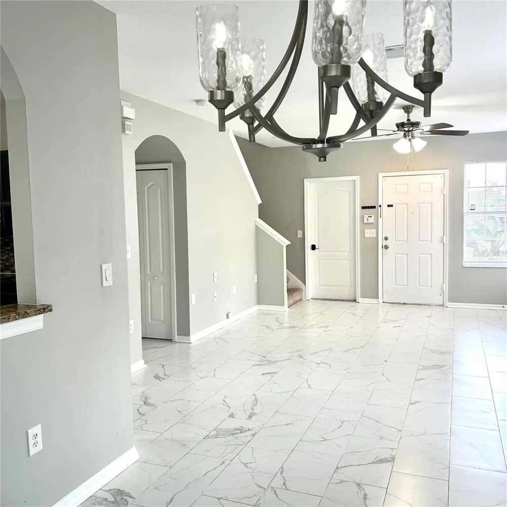 504 MAPLE POINTE DRIVE Seffner, FL 33584