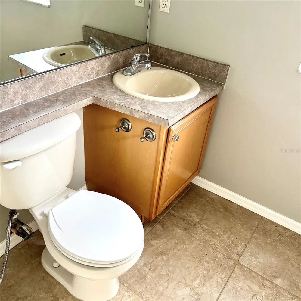 504 MAPLE POINTE DRIVE Seffner, FL 33584