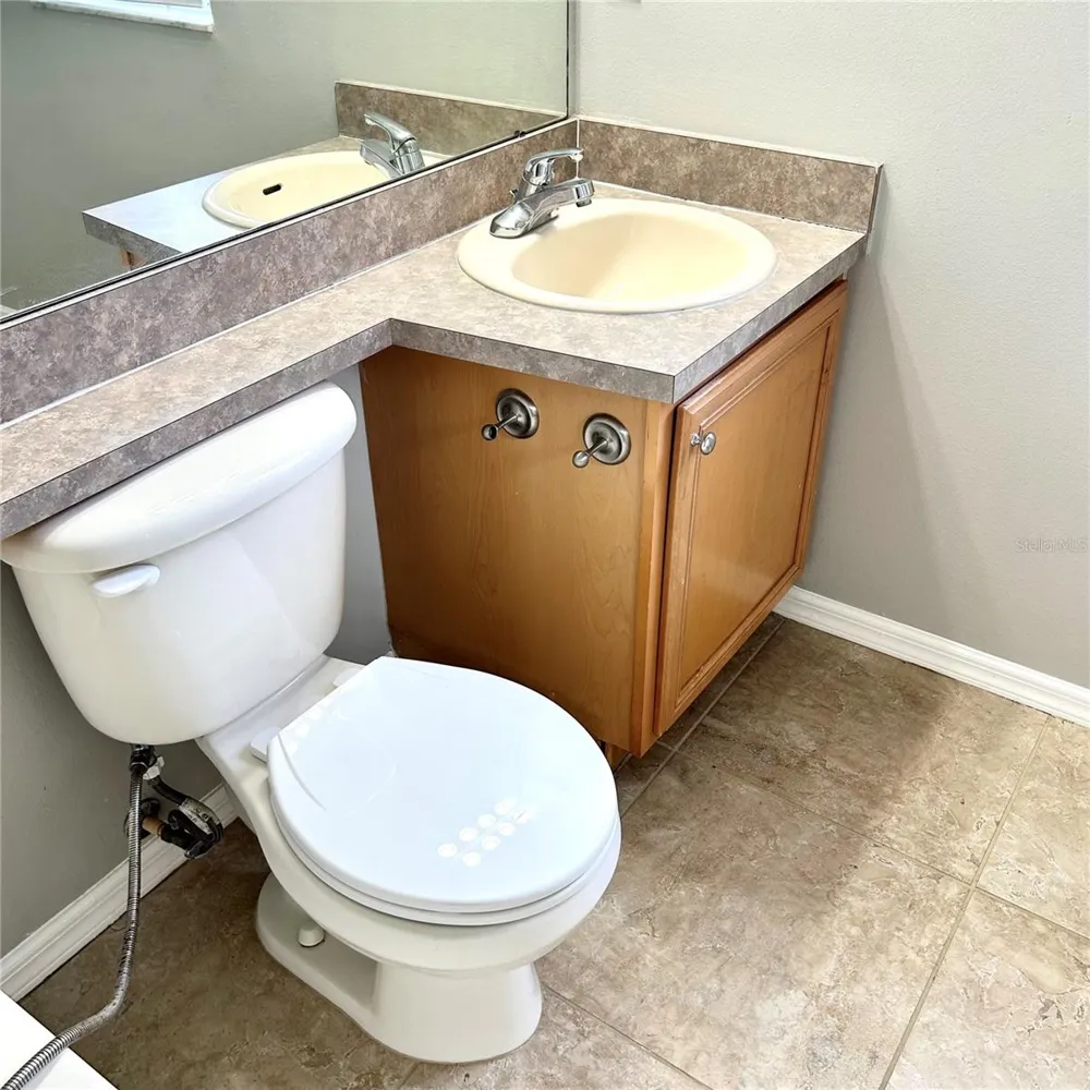 504 MAPLE POINTE DRIVE Seffner, FL 33584