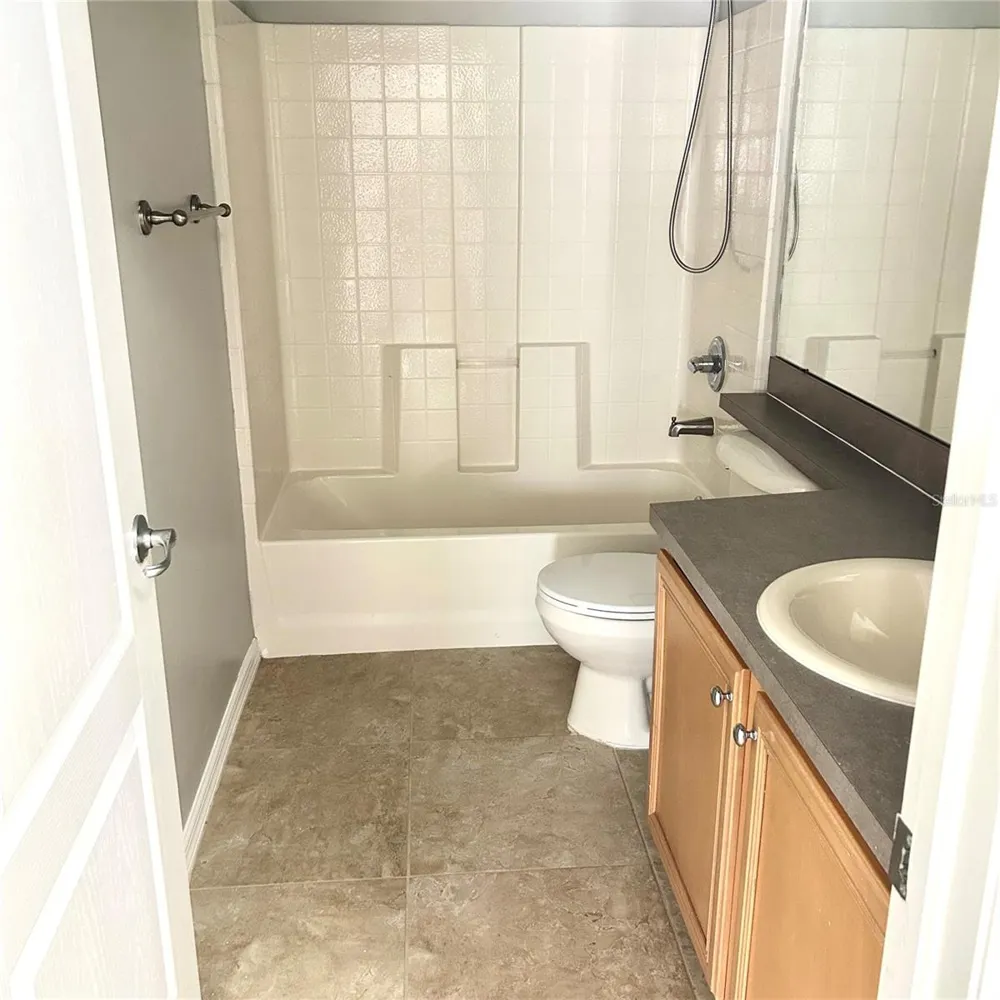 504 MAPLE POINTE DRIVE Seffner, FL 33584