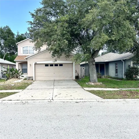 504 MAPLE POINTE DRIVE