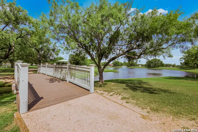 22707 Savannah Hts Von Ormy, TX 78073