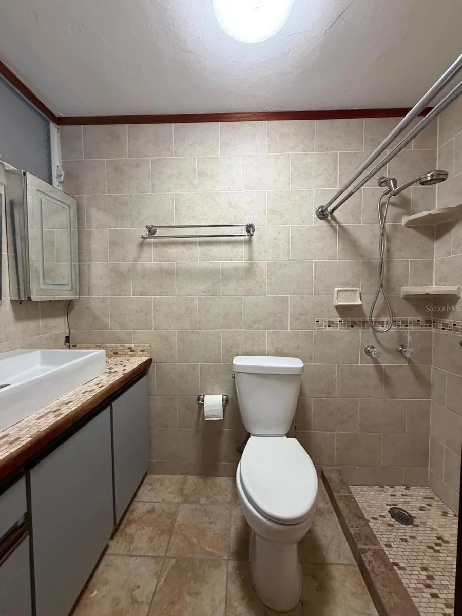 2105 CALLE ANTIOQUIA Guaynabo, PR 00969
