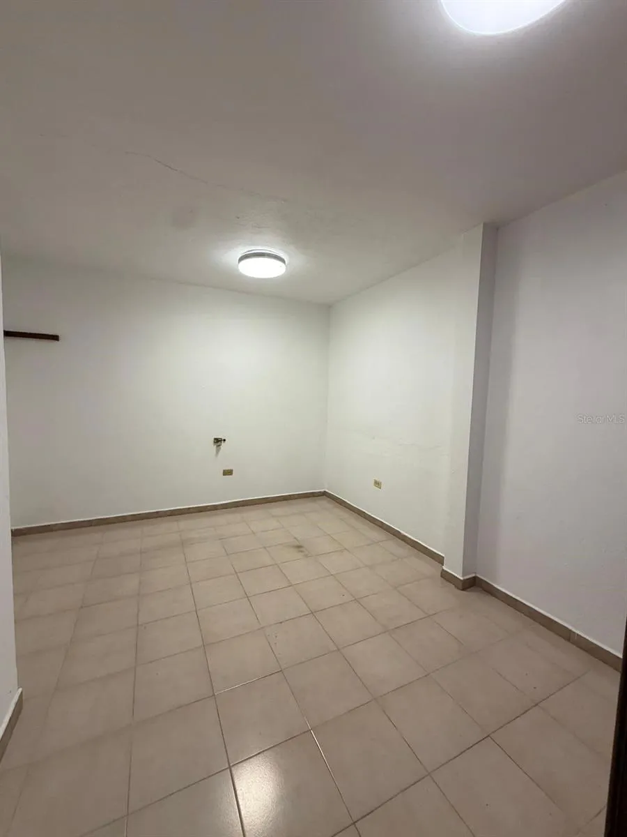 2105 CALLE ANTIOQUIA Guaynabo, PR 00969