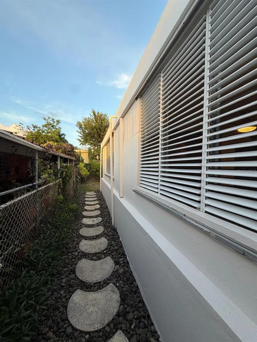 2105 CALLE ANTIOQUIA Guaynabo, PR 00969
