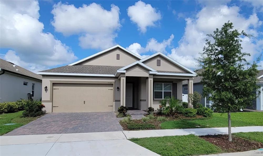 9185 CARMELA AVENUE Davenport, FL 33897
