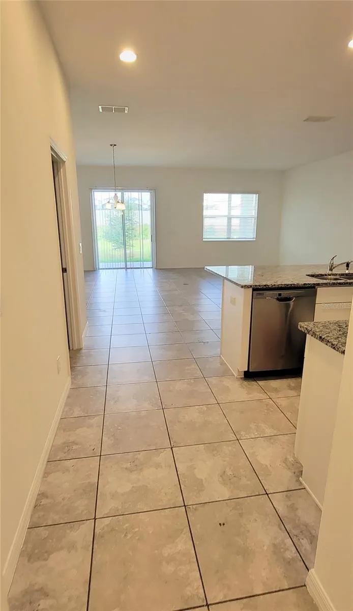 9185 CARMELA AVENUE Davenport, FL 33897