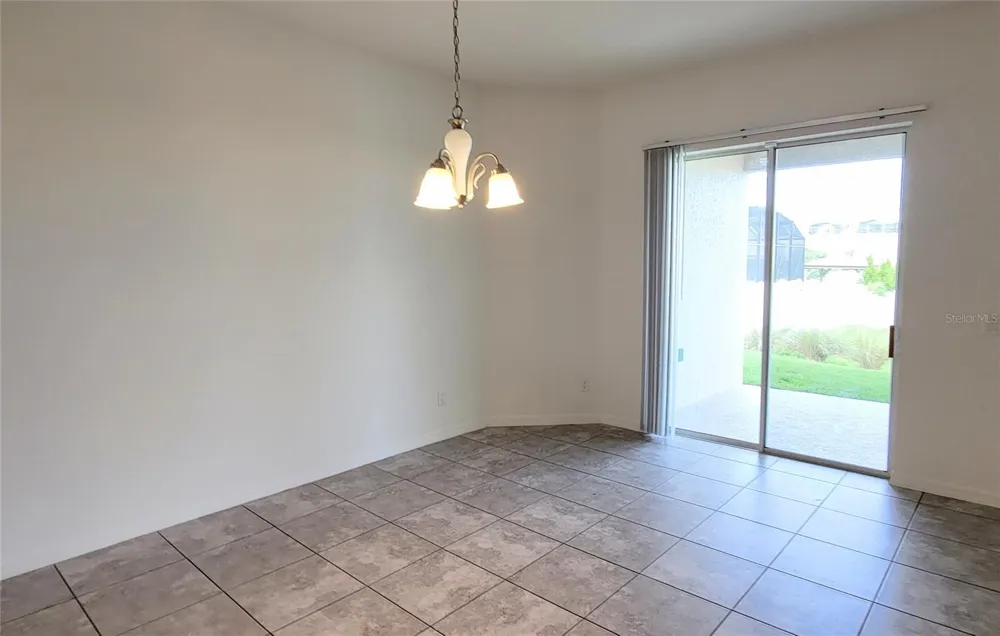 9185 CARMELA AVENUE Davenport, FL 33897