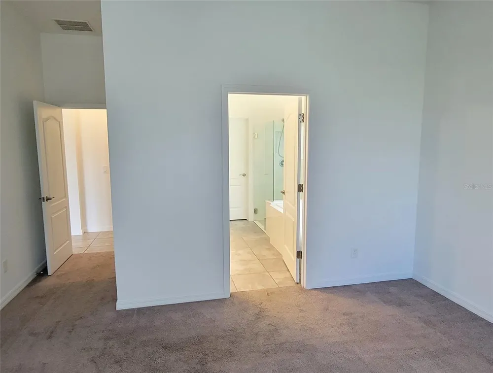 9185 CARMELA AVENUE Davenport, FL 33897