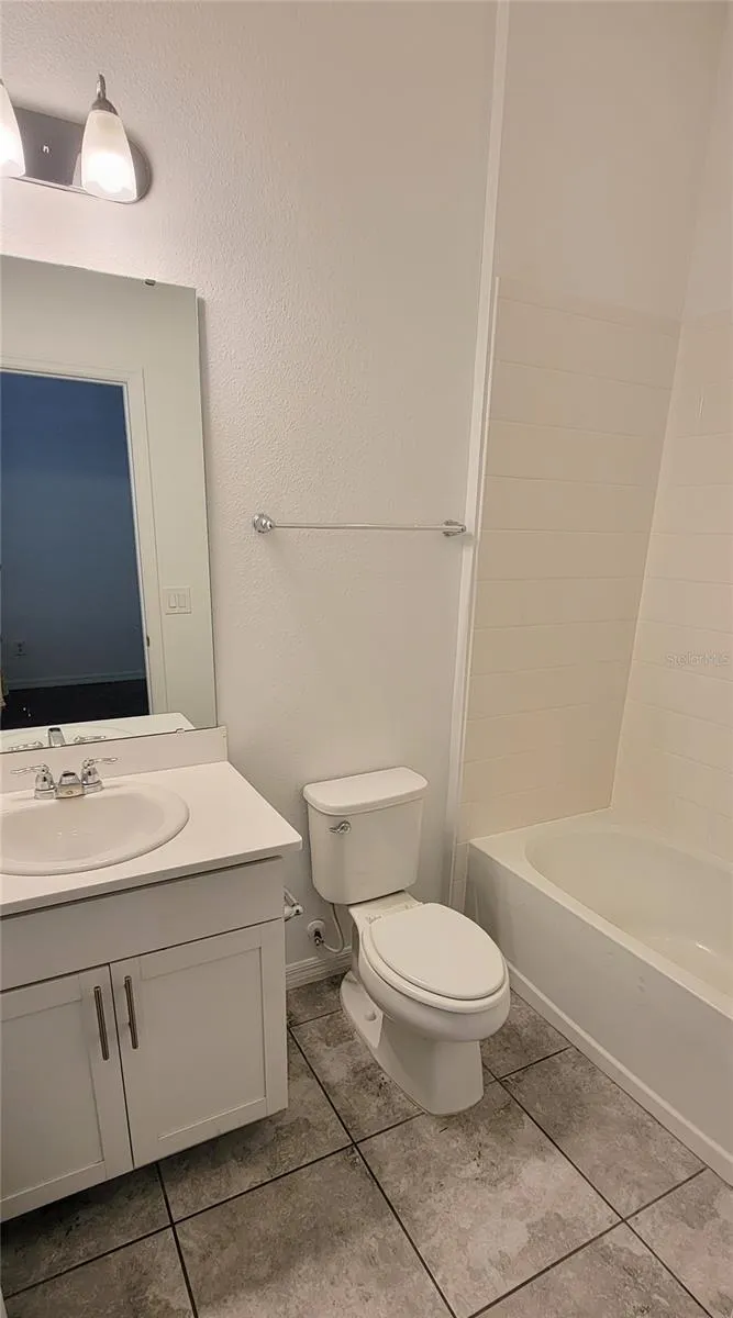 9185 CARMELA AVENUE Davenport, FL 33897