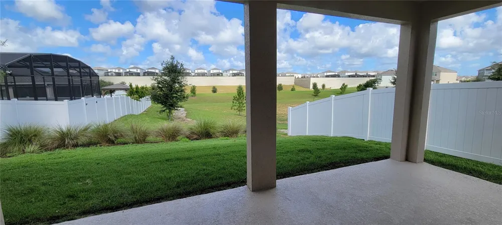 9185 CARMELA AVENUE Davenport, FL 33897