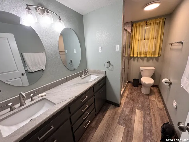 604 E Rio Grande Pearsall, TX 78061