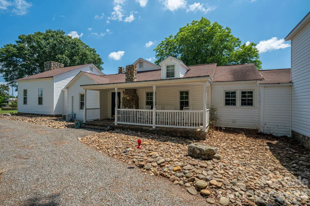 1387 George Brown Road Crouse, NC 28033