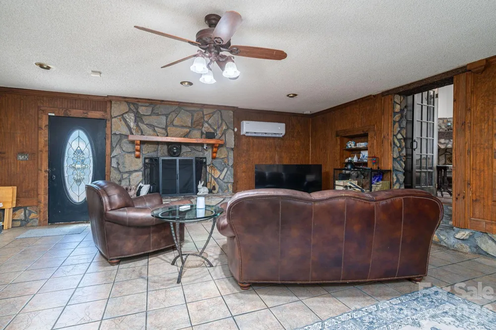 1387 George Brown Road Crouse, NC 28033