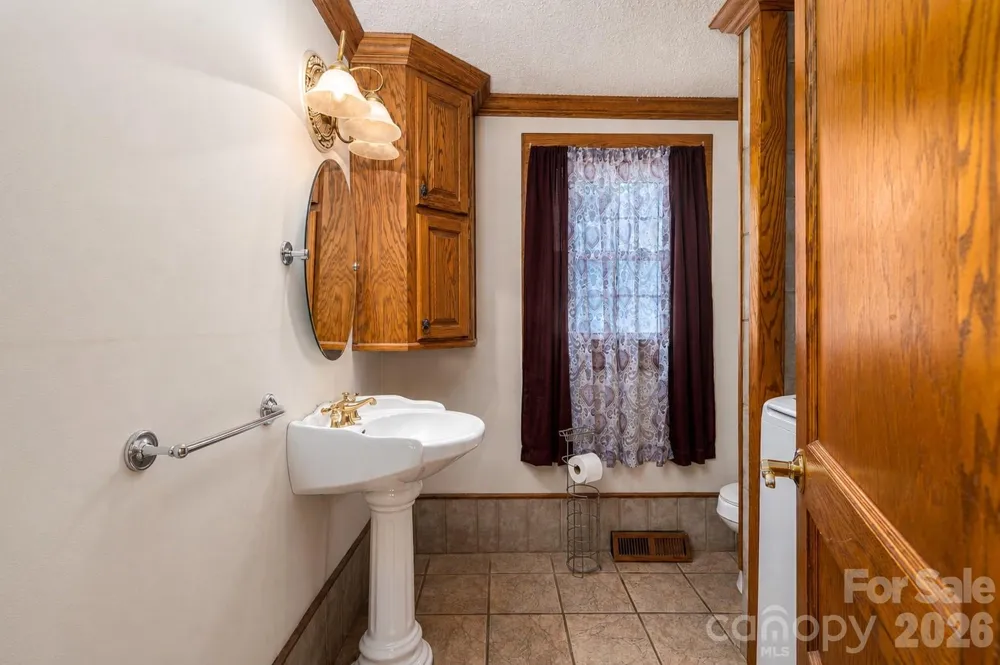 1387 George Brown Road Crouse, NC 28033