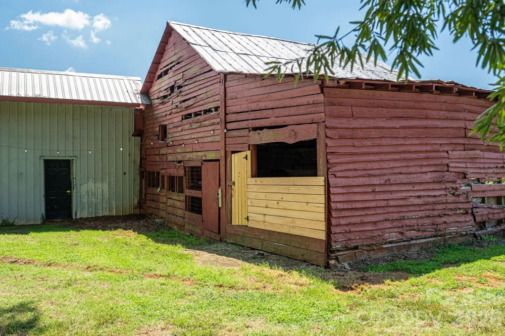 1387 George Brown Road Crouse, NC 28033