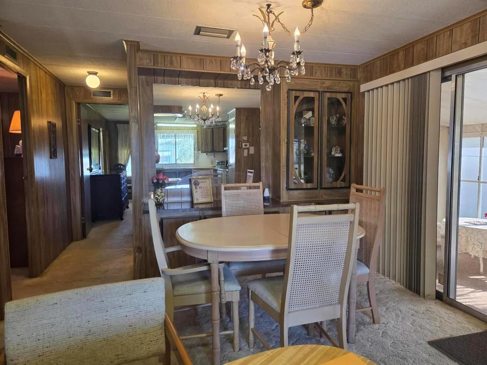 6937 SE Delegate Street Hobe Sound, FL 33455