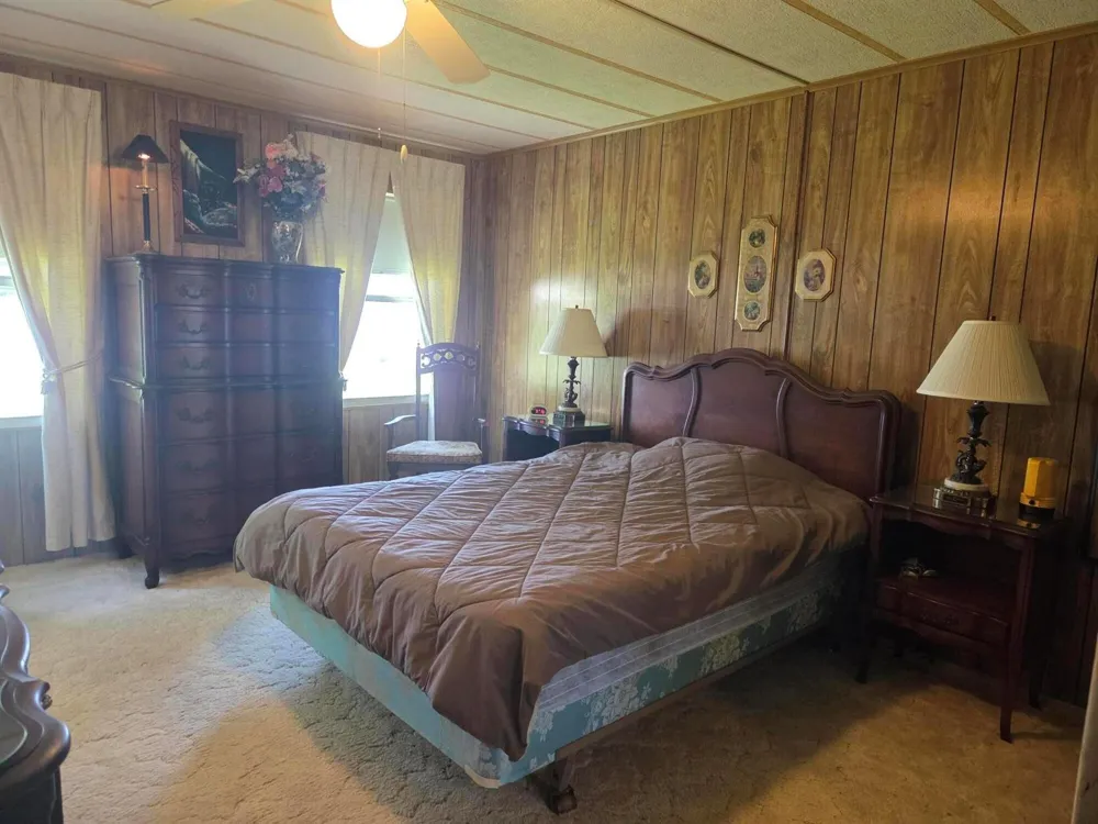 6937 SE Delegate Street Hobe Sound, FL 33455
