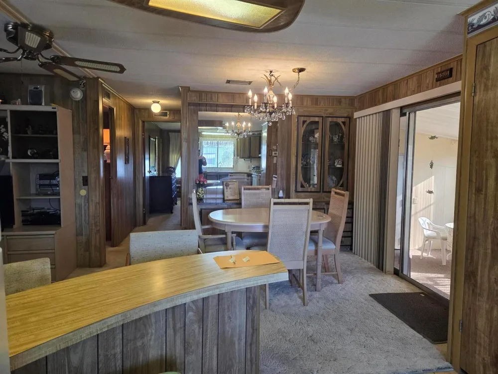 6937 SE Delegate Street Hobe Sound, FL 33455