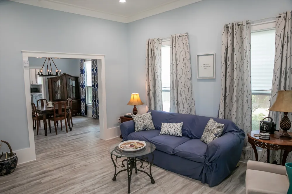 637 Washington Street La Grange, TX 78945