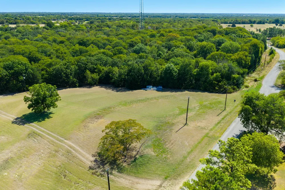 206 Mohawk Trail East Tawakoni, TX 75472
