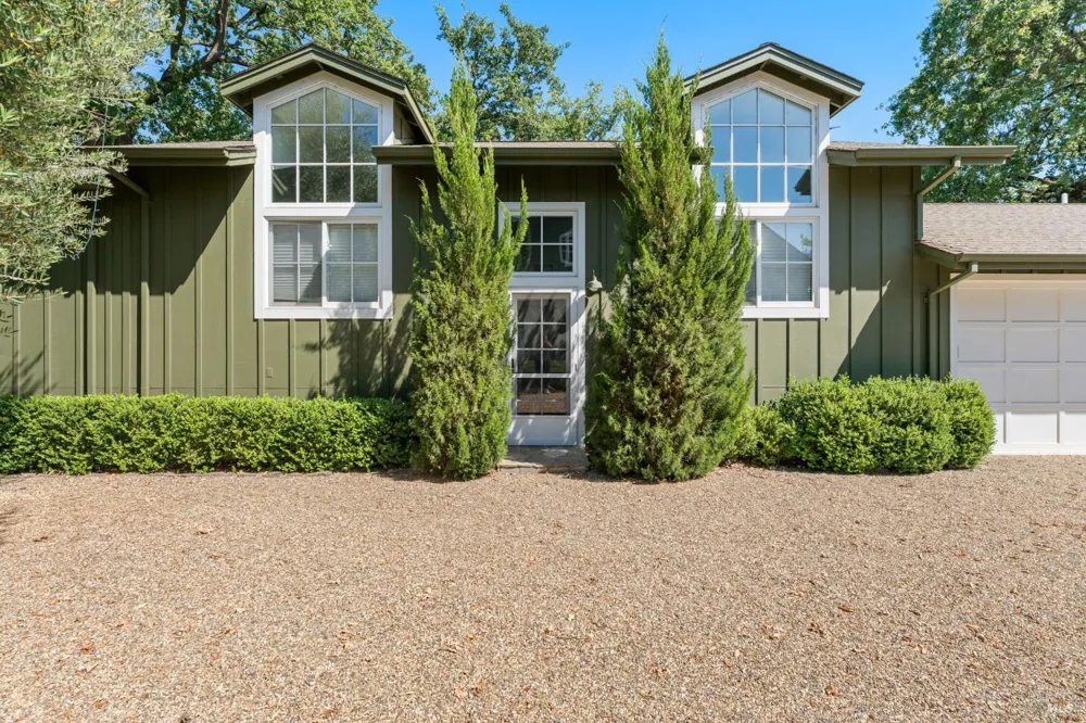 950 Mee Lane St. Helena, CA 94574
