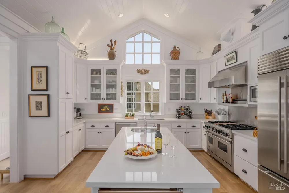 950 Mee Lane St. Helena, CA 94574