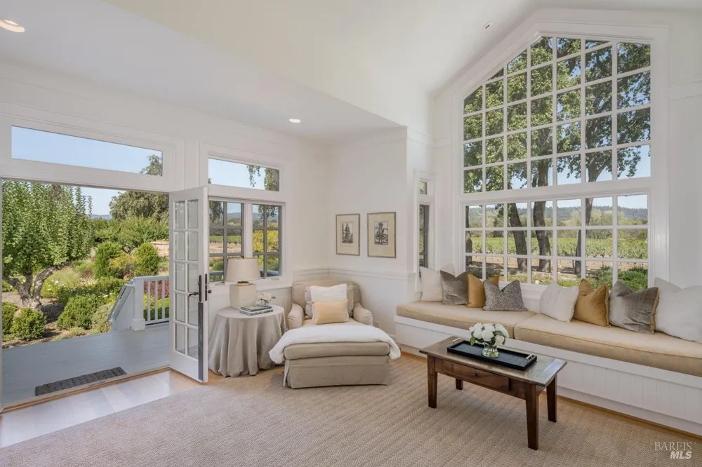 950 Mee Lane St. Helena, CA 94574