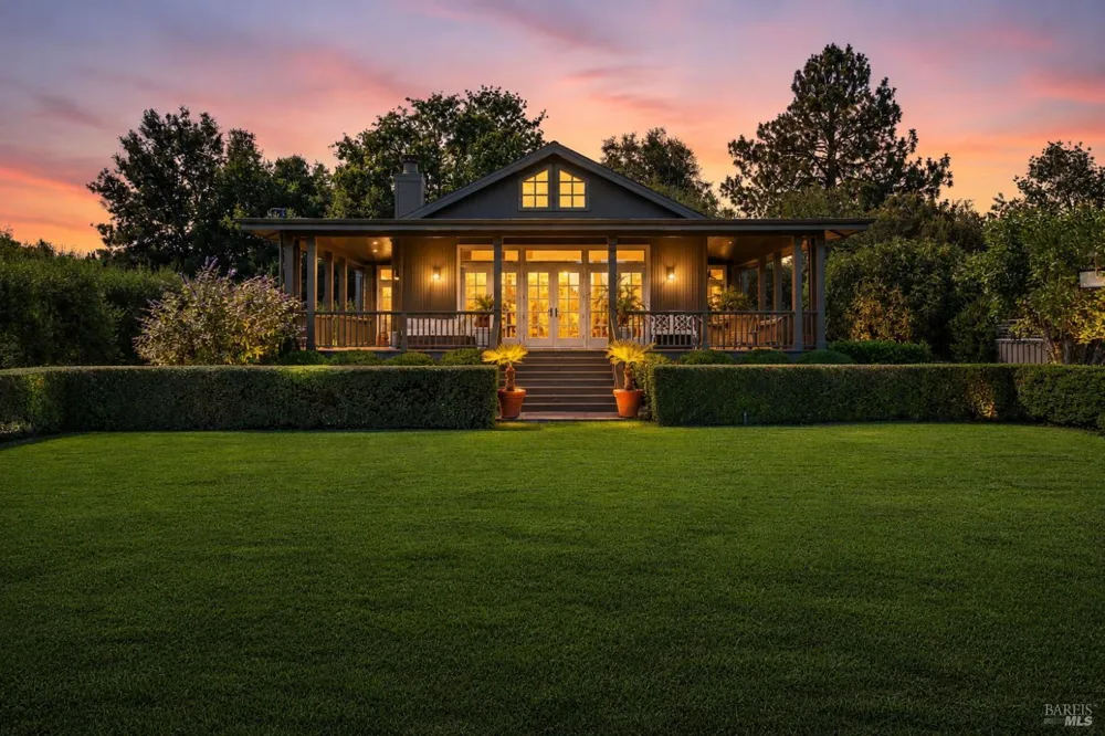 950 Mee Lane St. Helena, CA 94574