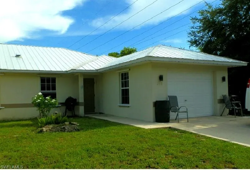 2410 NE 6th Street Cape Coral, FL 33909