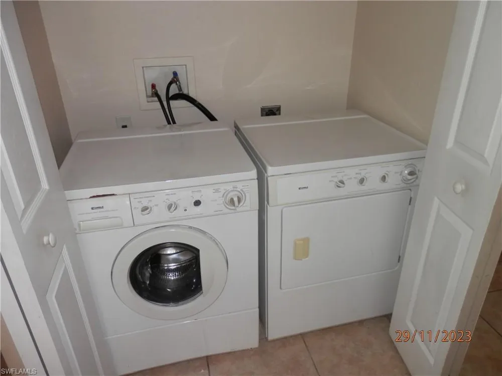 2410 NE 6th Street Cape Coral, FL 33909