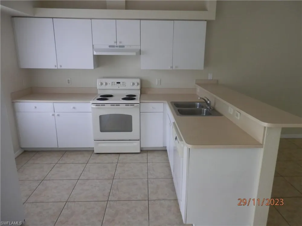 2410 NE 6th Street Cape Coral, FL 33909
