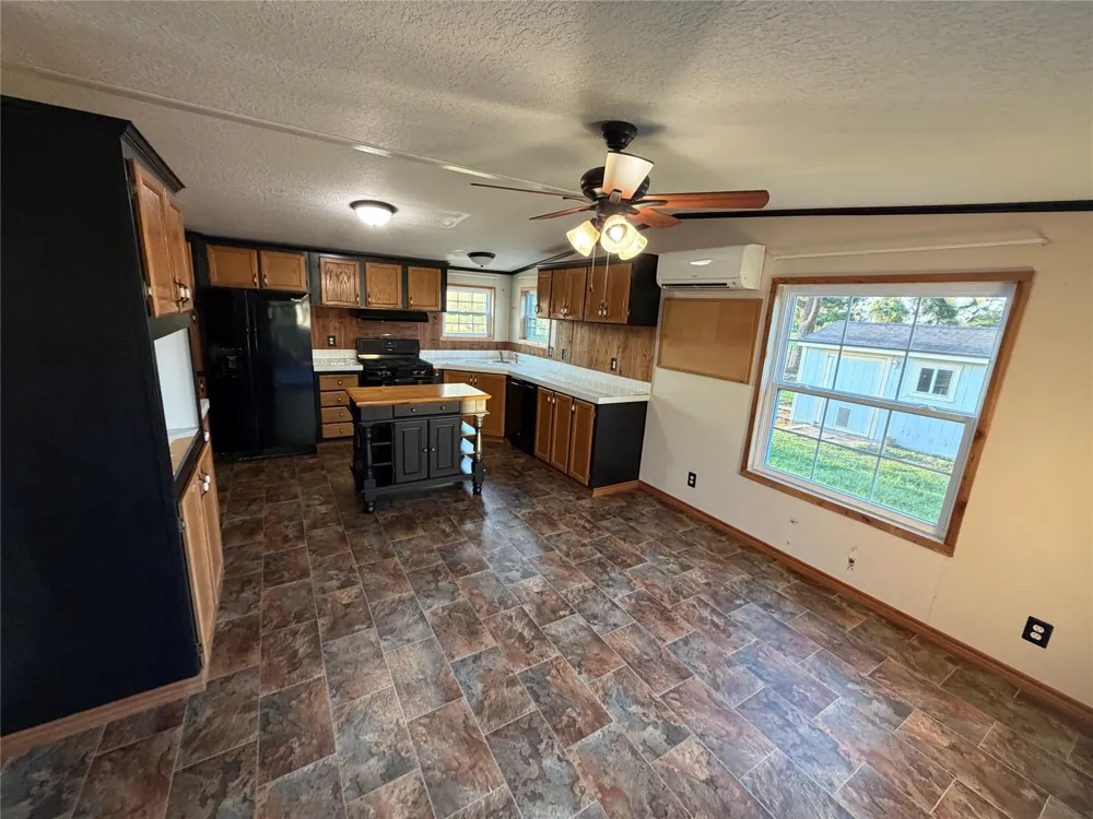 242 Mikeska Road Bellville, TX 77418