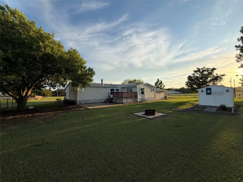 242 Mikeska Road Bellville, TX 77418