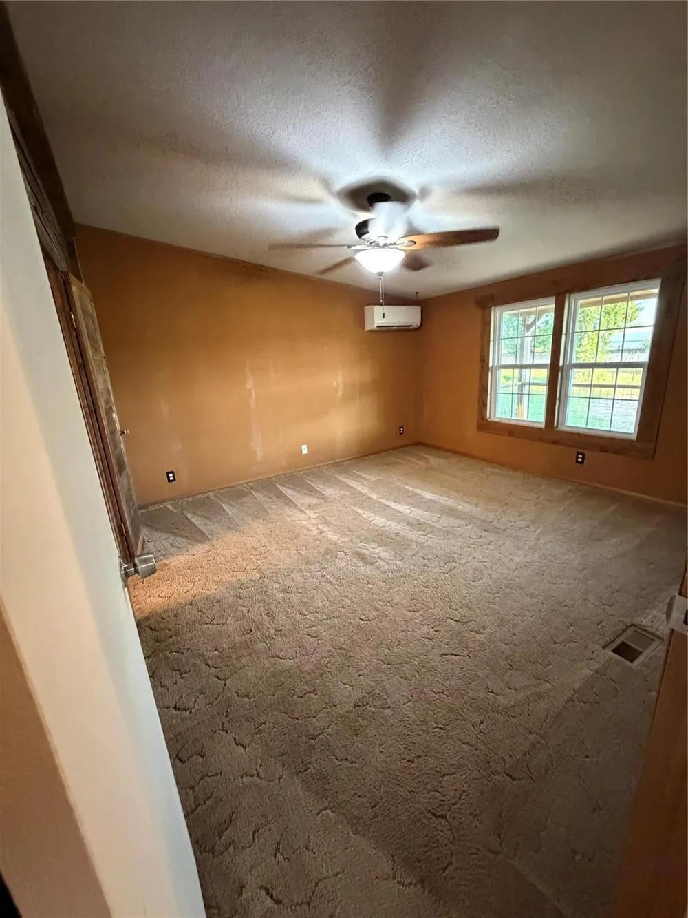 242 Mikeska Road Bellville, TX 77418