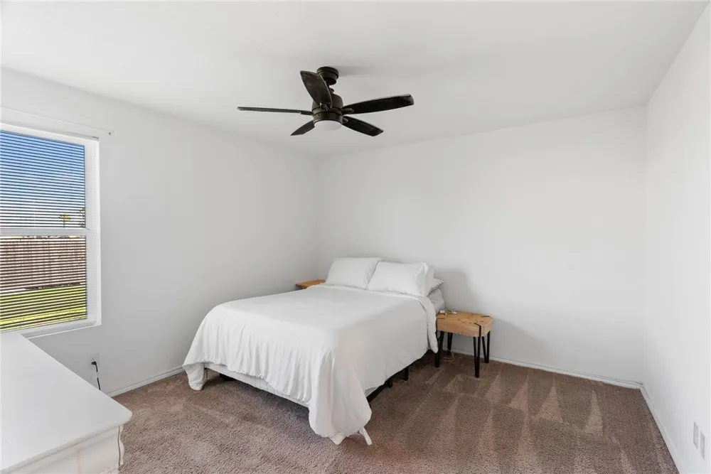 3105 Corvette Drive Robstown, TX 78380