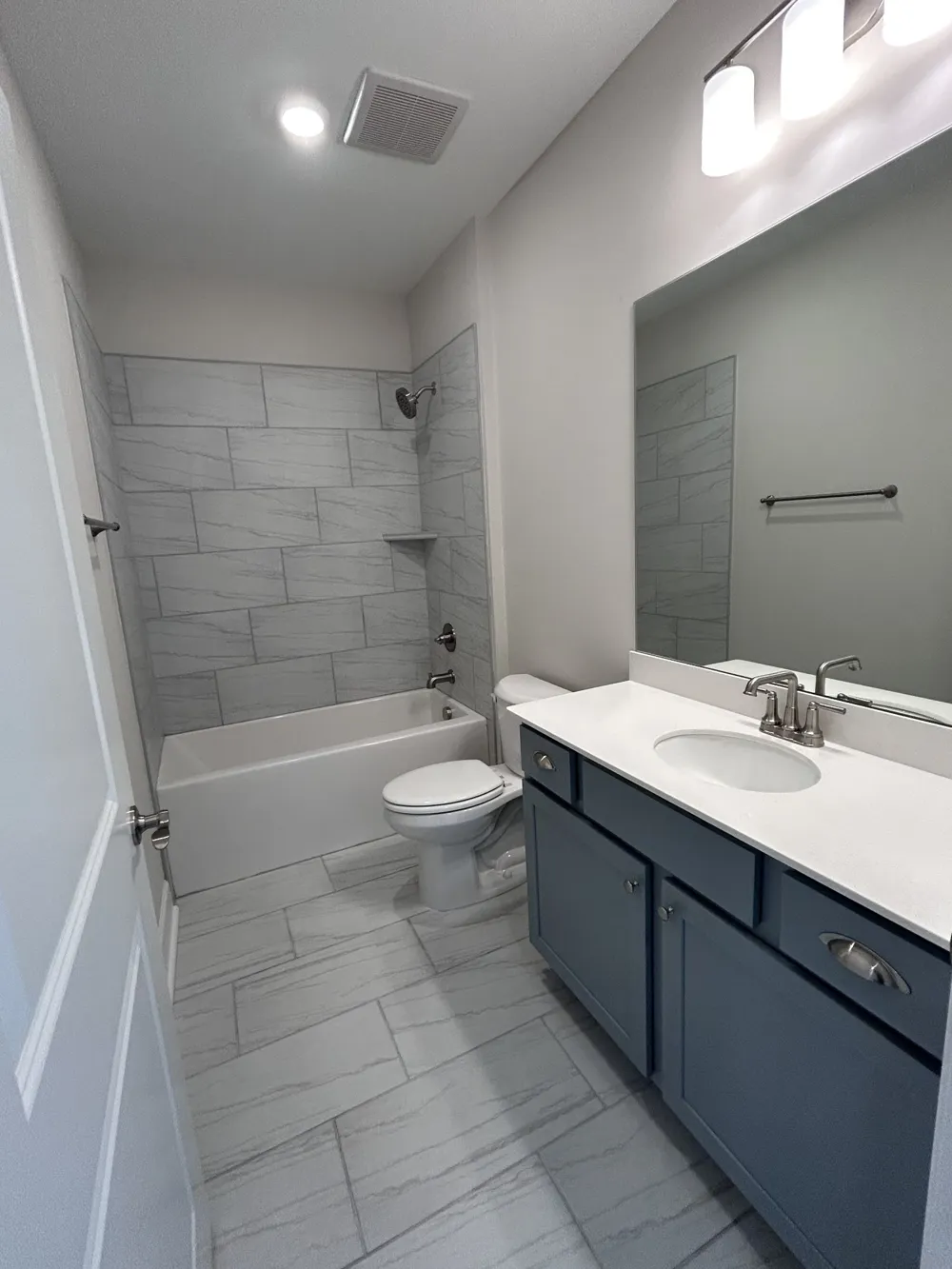 2060 Tollgate Blvd #201 Thompsons Station, TN 37179