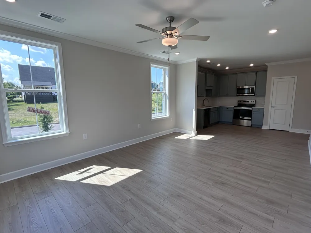 2060 Tollgate Blvd #201 Thompsons Station, TN 37179