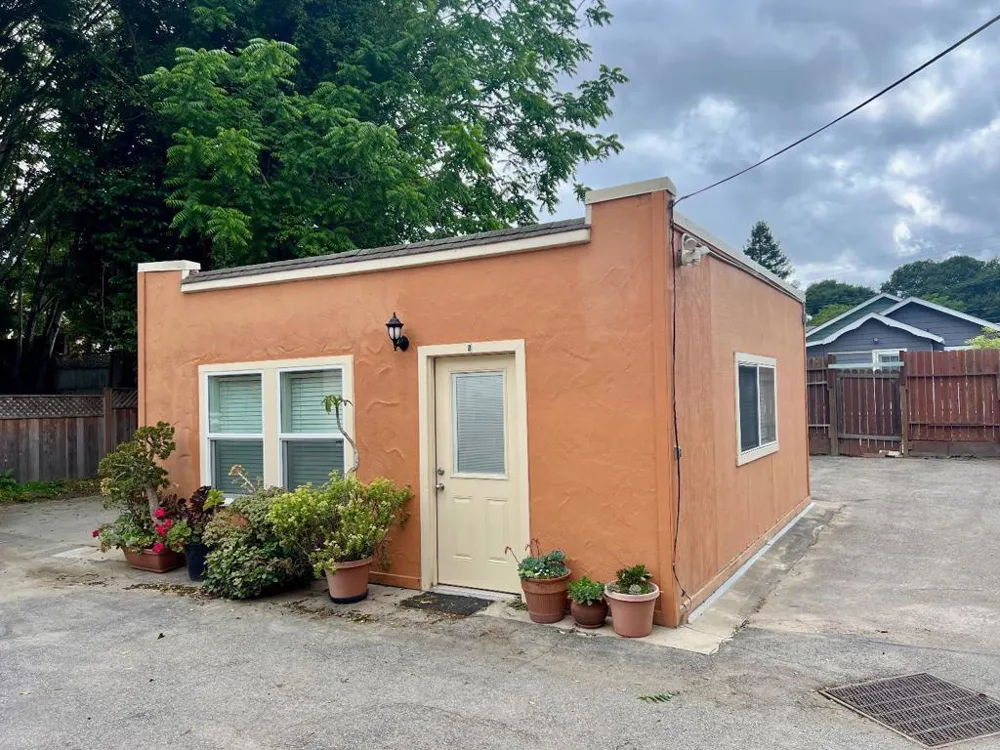 2745 Porter Street Soquel, CA 95073