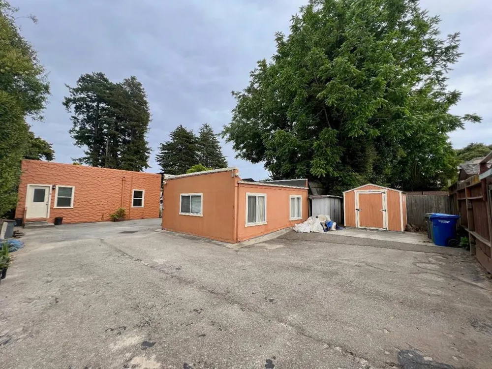 2745 Porter Street Soquel, CA 95073