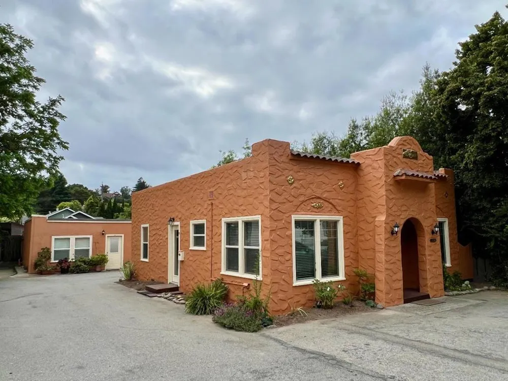 2745 Porter Street Soquel, CA 95073
