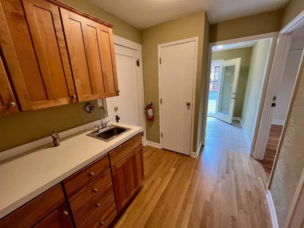 2745 Porter Street Soquel, CA 95073