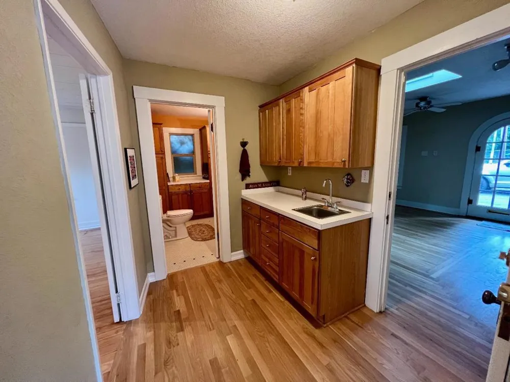 2745 Porter Street Soquel, CA 95073