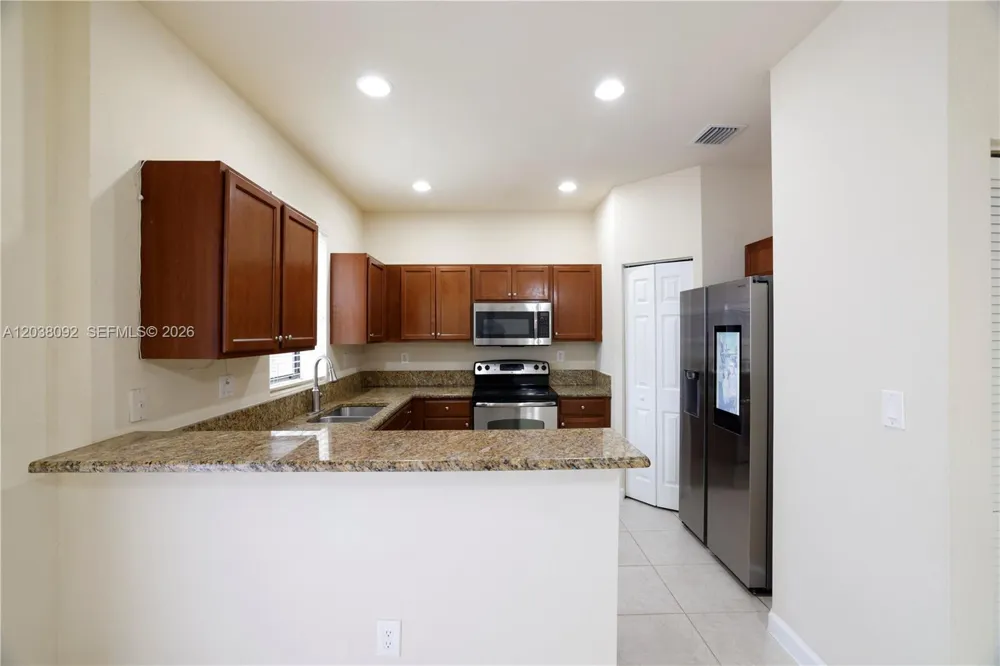 7146 SW 163rd Ave Miami, FL 33193