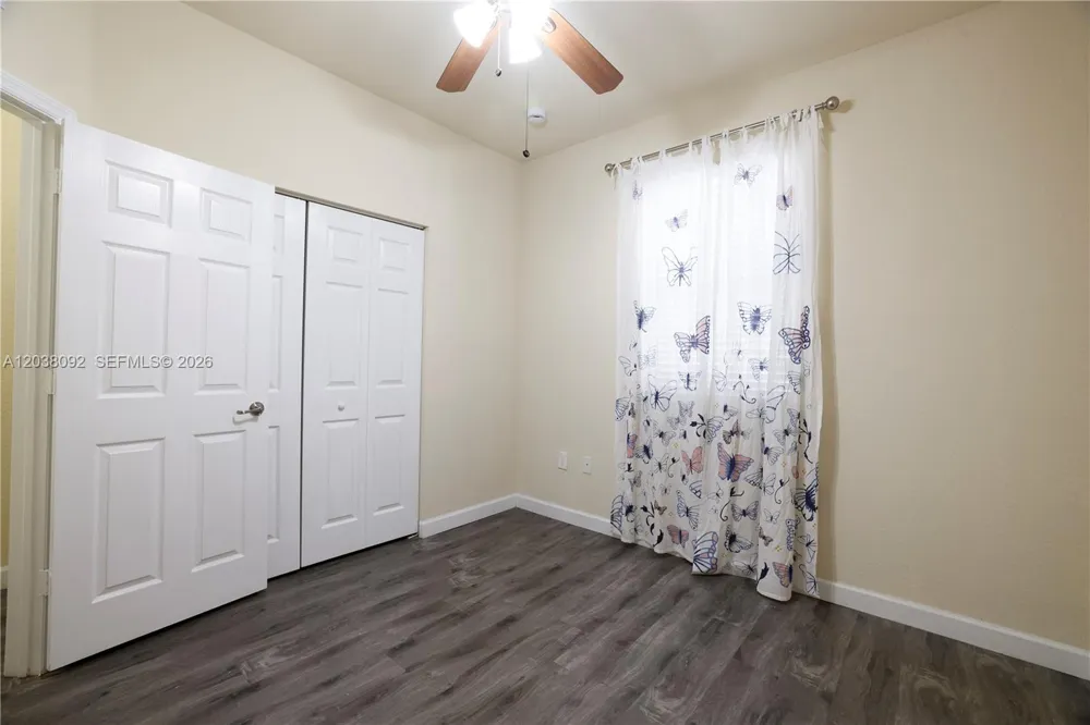 7146 SW 163rd Ave Miami, FL 33193